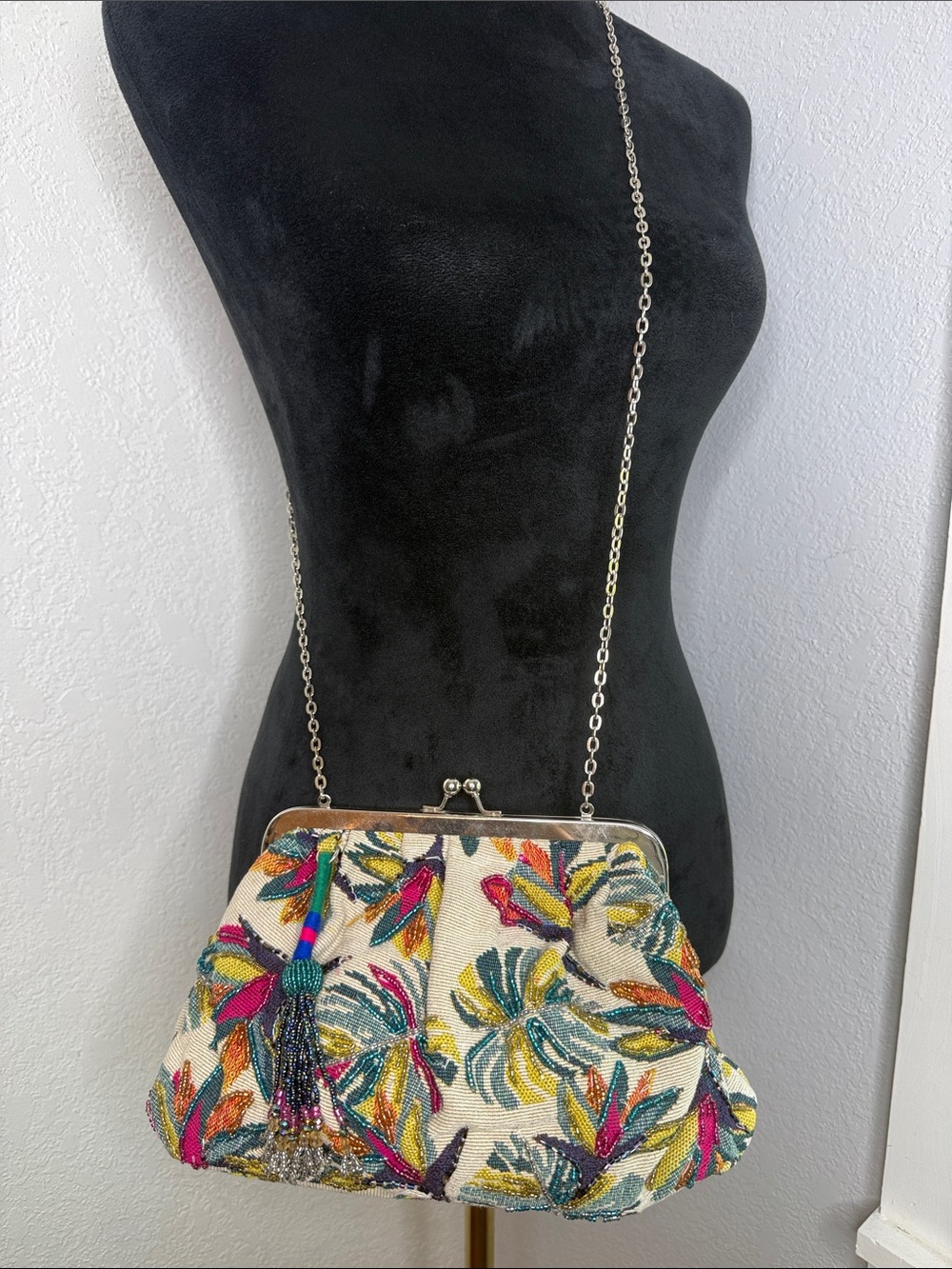 Zara Beaded Tropical Kiss Lock Crossbody Clutch Purse Bird of Paradise Boho Luxe